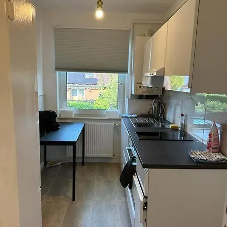 Zentrale 2-zimmer-wohnung In Ruhiger Lage Διαμέρισμα Neustadt in Holstein