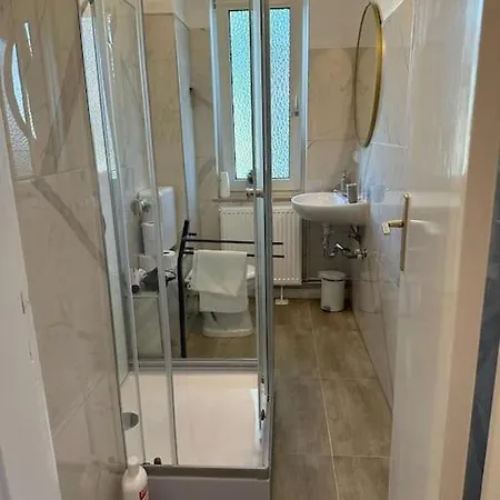 Διαμέρισμα Zentrale 2-zimmer-wohnung In Ruhiger Lage